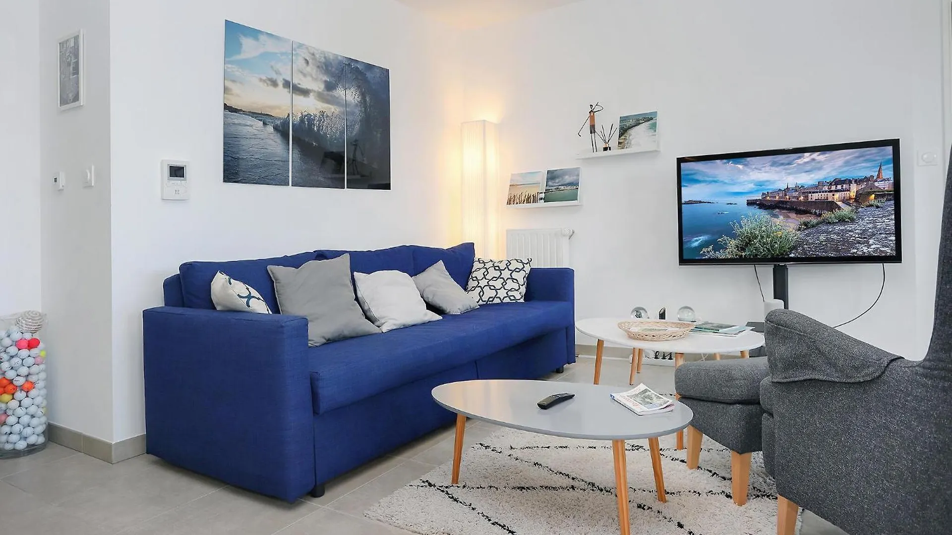 3 Bedroom Cozy Apartment In Saint-Malo France
